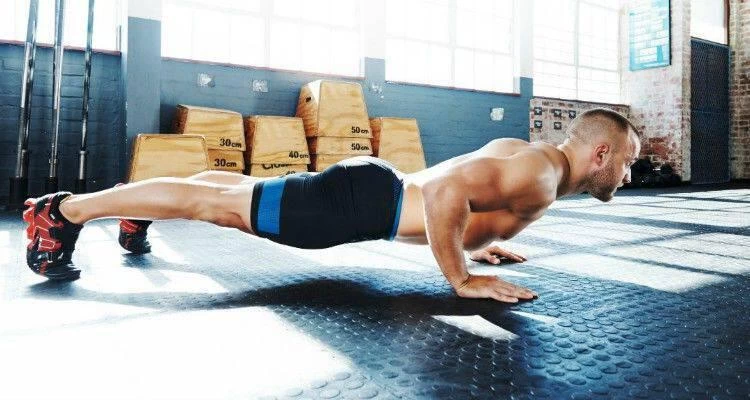 Ελληνική μελέτη: Πώς συνδέεται η μυική μάζα με τον κίνδυνο εμφράγματος ή εγκεφαλικού επεισοδίου